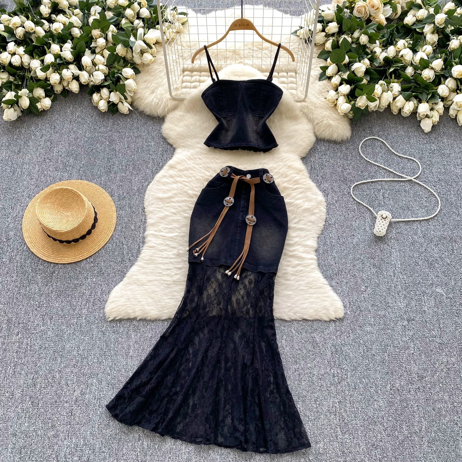 Bombshell babe set DTP228 images